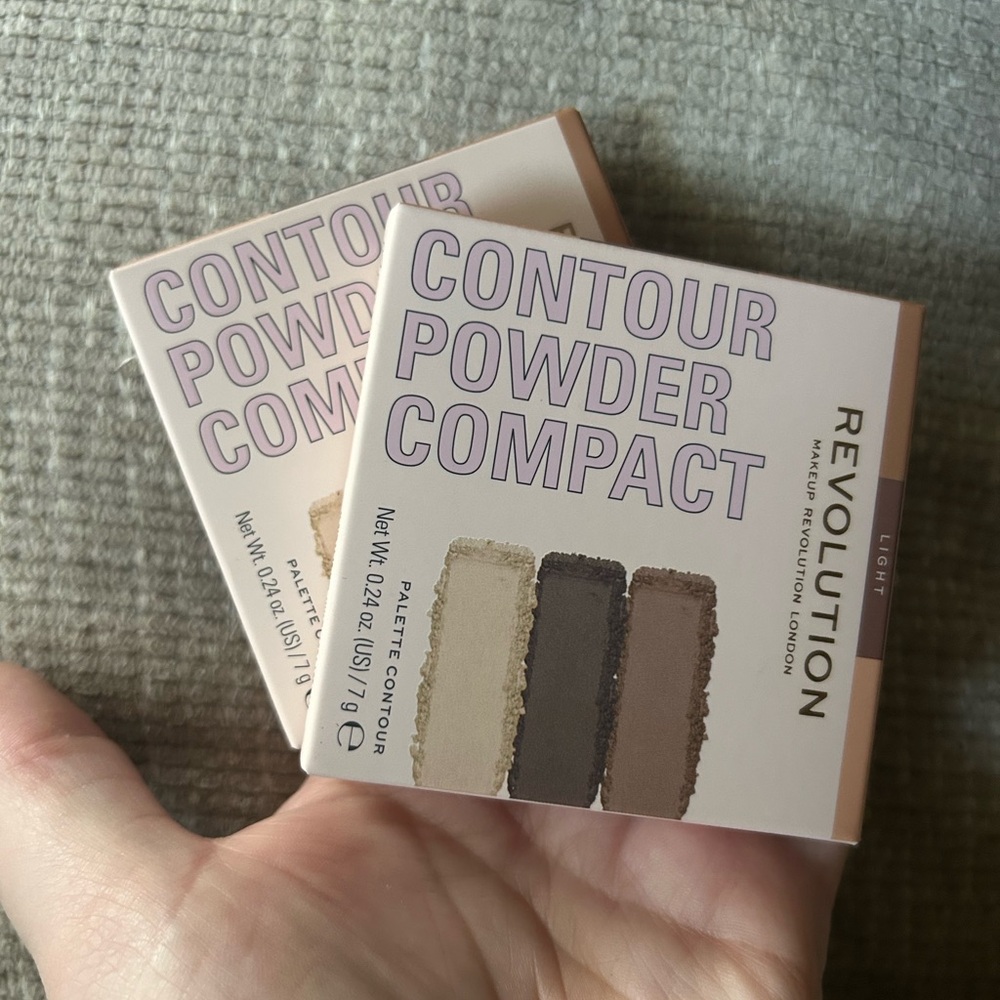 SET OF 2 Revolution Contour Powder Compact in Light!